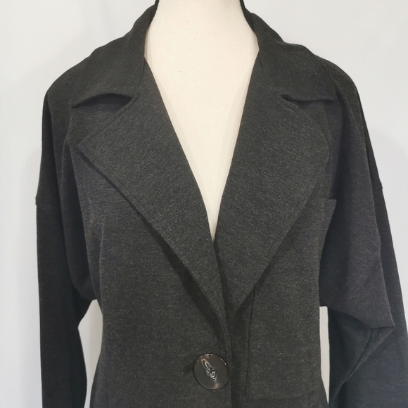 Cabi 1-Button Stretch Knit Coat in Dark Heathered Grey - Sz XS Open To Offers - Picture 2 of 10